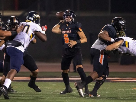 Pirate quarterback Dino Maldonado passed for 257 yards and two touchdowns, but VC fell to visiting College of the Canyons 48-38 Saturday at the Sportsplex. (photo by Felix Cortez)