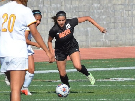 Karen Martinez (10) scored a goal in the 21st minute Wednesday at Oxnard, proving to be the game-winner in VC's 3-0 victory over the Condors.