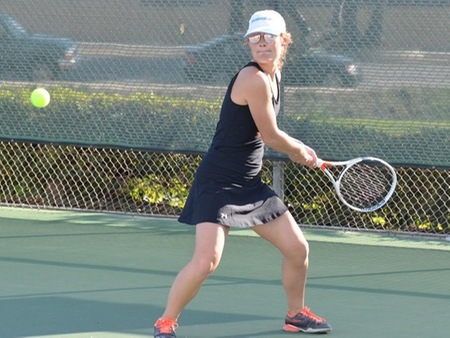 VC sophomore Alyssa Powell qualified for the CCCAA State Championships at The Ojai with a win in the singles backdraw Saturday, and also will move on to state with doubles partner Allie De Marco after advancing to the WSC quarterfinals.