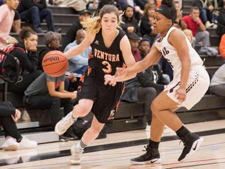 VC freshman Katie Campbell scored 22 points in the Pirates' 67-52 loss to Mt. San Antonio in the CCCAA state semifinals Saturday at Las Positas College in Livermore. (photo by Lyn Golden)