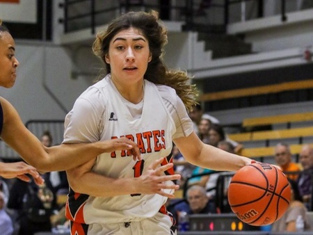 VC sophomore Davina Del Castillo had 20 points and eight rebounds in the Pirates' 64-48 win over Antelope Valley Friday in Visalia.
