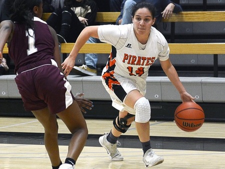 Pirate sophomore Victoria Maciel had 20 points in VC's 64-49 victory over Rio Hondo in the semifinals of the VC-Optimist Club Holiday Tournament Saturday at the Athletic Event Center. (photo by Ray Edwards)