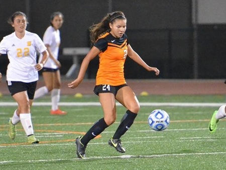 Audrey Castillo had a goal and an assist in the Pirates' 3-0 win at Bakersfield Friday.